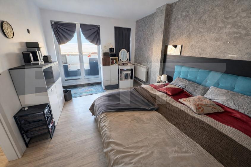 Apartament tip Penthouse, 170mp, parcare, terasa, zona Andrei Muresanu