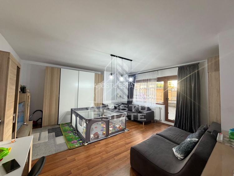 Apartament cu 2 camere de vanzare , Terasa de 71 mp, Torontalului