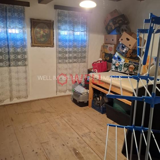 DE VÂNZARE – DOUĂ CASE ÎN SĂRĂȚENI, ÎN APROPIERE DE SOVATA - 5