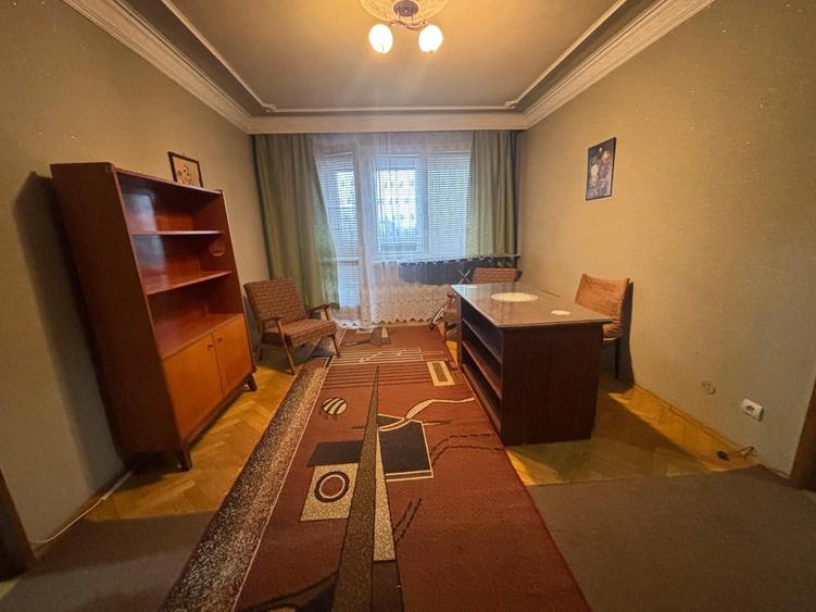 Apartament 3 camere Podu Ros - Intersectie