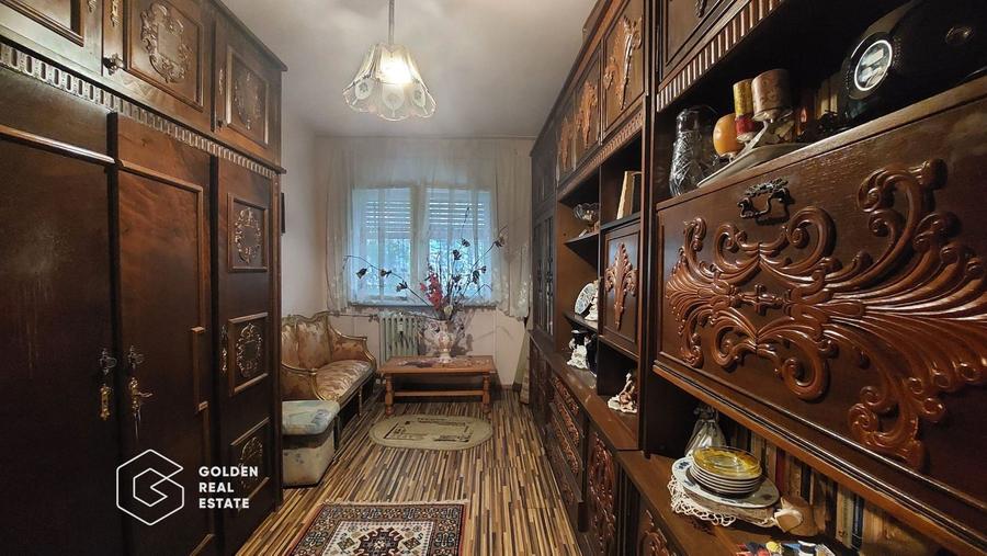 Apartament 3 camere, parter, zona centrala, strada Miron Costin