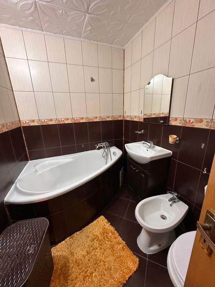 Apartament 2 camere 54 mp, decomandat, mobilat și utilat complet