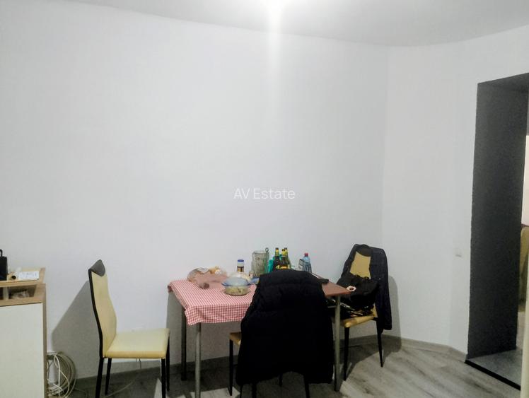 CI685 Piata Traian,casa 2 camere,Renovata - 14
