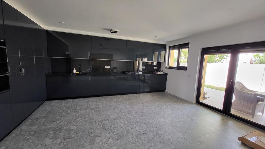 Vanzare Vila exclusivista, 5 camere, comuna Berceni