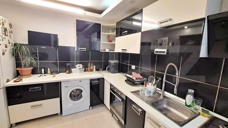 Apartament 4 camere, 76.60 mp, zona Tractorul