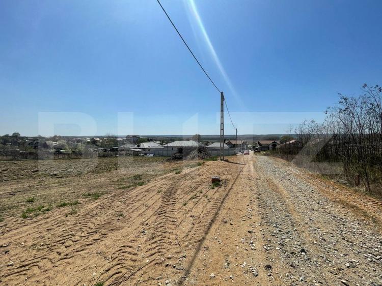 Parcele teren intravilan, panoramic, cu utilitati la front, Malu Mare!