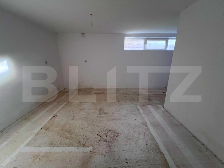 Casă 345mp utili, teren 642 mp, pretabil spațiu comercial, zona Blaj