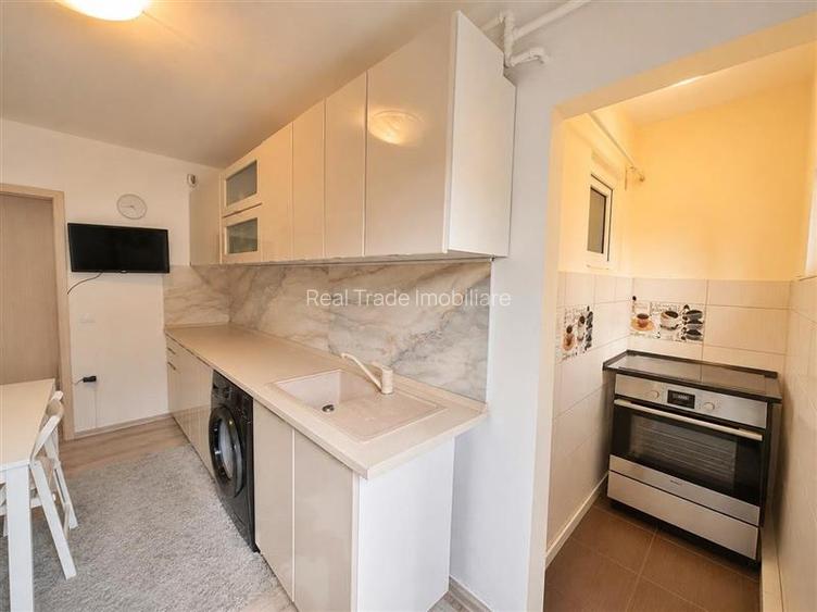 Apartament 2 camere decomandat etajul 2/4 Centru Civic- CEC - 4