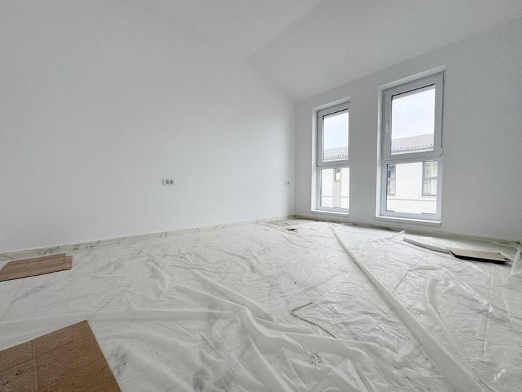Penthouse 3 camere decomandat, 70mp utili, 30mp terasa, Giroc-Braytim