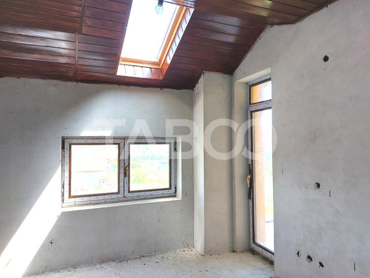 Casa de vanzare cu teren 2000 mp 5 camere Sura Mare Hamba Sibiu