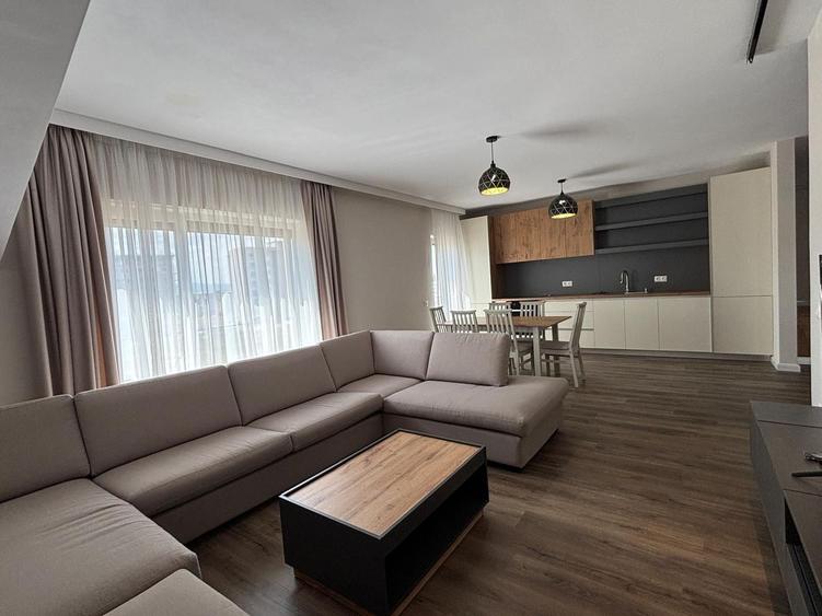 Apartament cu 3 camere de inchiriat | Doamna Stanca