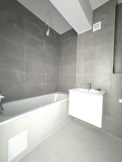 NOU! Ap Superb 4 Camere Dec Ideal Familie cu Mutare Imediata I Metrou 12 Minute