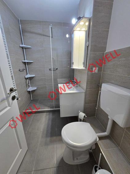 De vânzare apartament cu 3 camere pe strada Crângului!