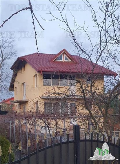 Vila regie proprie 5 camere+crama centru Domnesti