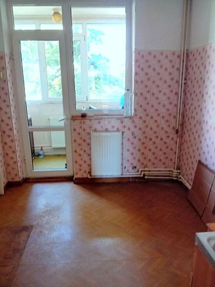 De vanzare -  apartament cu 3 camere decomandate, Tiglina 2, etaj 3/4