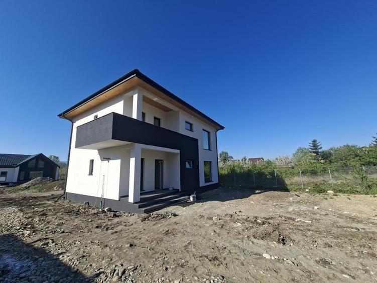 Casa individuala Sanpetru Brasov zona dealului Lempes