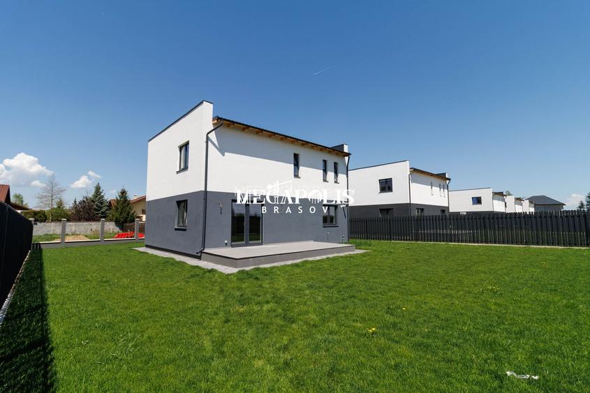 Casa Stil Mediteranean/ Intrare in Sanpetru - 11