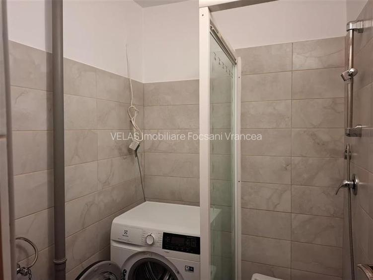 Apartament 3 camere, et 3, CT, balcon mare, doua bai - 7