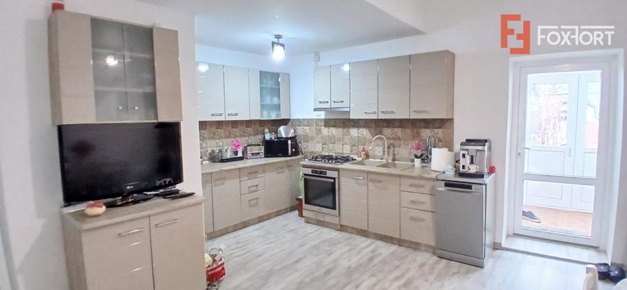 Casa individuala cu 4 camere si teren 925 mp in Sanandrei