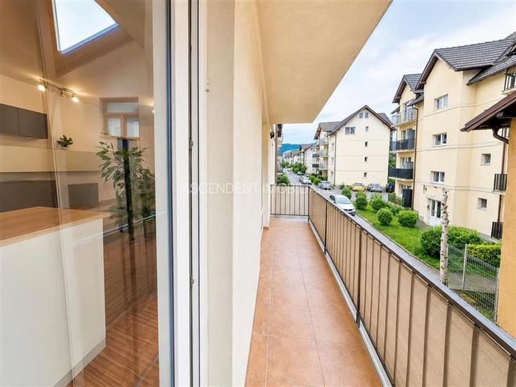 Regim vila, 2 camere, luminos, balcon, parcare, Cartierul Toamnei, Rasnov, Braso - 3