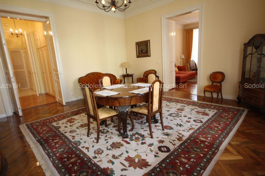 APARTAMENT DEOSEBIT IN ZONA CENTRALA - 3