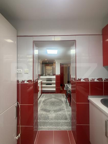 Apartament 3 camere, 70 mp, etaj 1- zona Micro 3