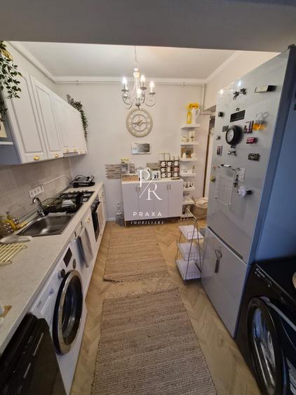 Apartament 3 camere, 65 mp, parcare, zona Mega Image, Floresti!