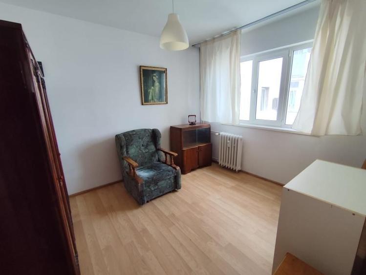 Apartament 3 camere 63 mp Republicii 8 Martie