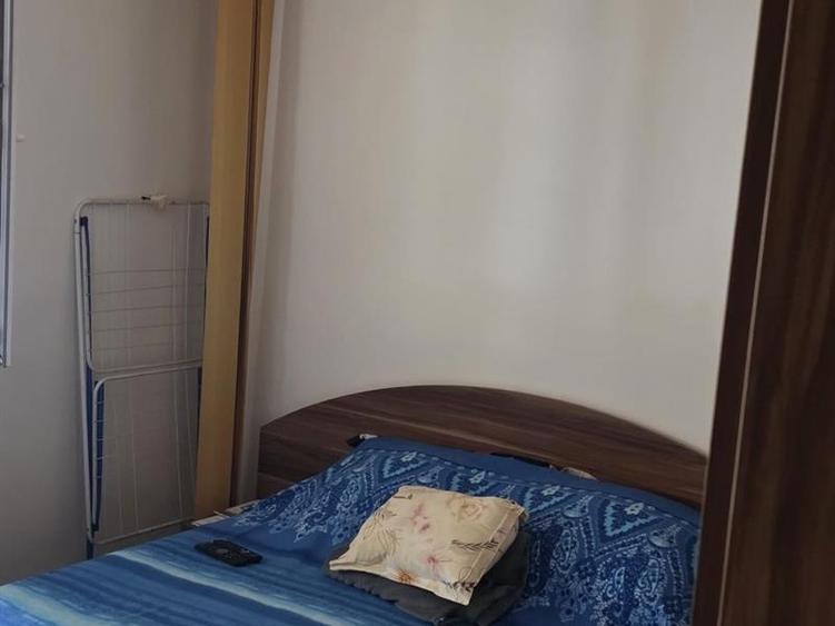 Vand apartament 2 camere decomandate, in Craiova, cartier Brazda, centrala gaze!