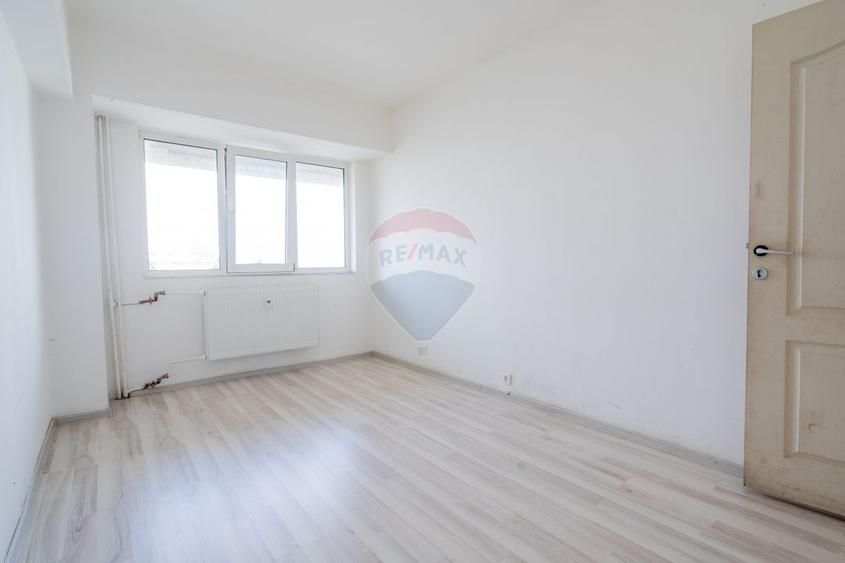 Apartament 3 Camere Decomandat - 72mp Utili, Preț Excelent!