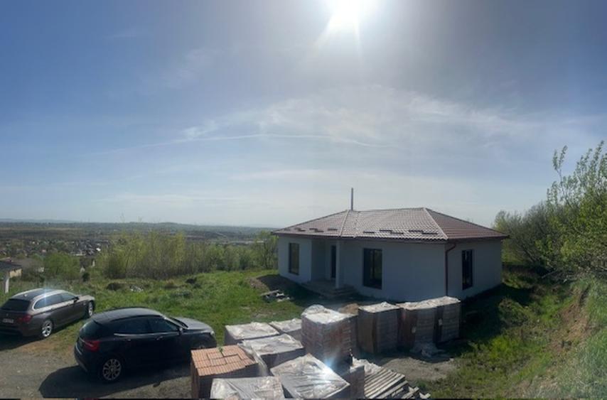 TAUTII DE SUS, casa pe 1 nivel 150mp -semifinisata, 5ari teren !