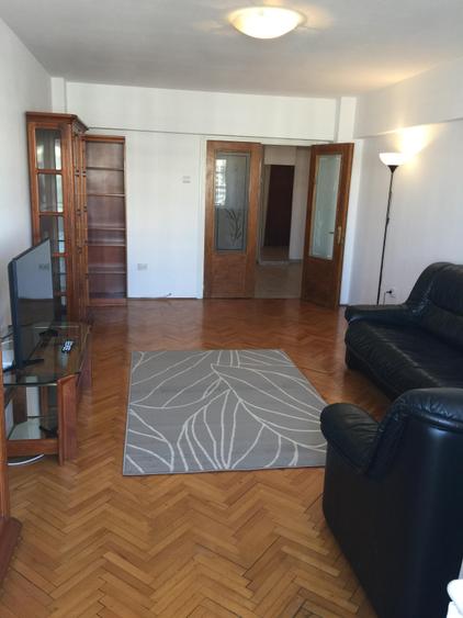 UNIRII GARANTI BANK, inchiriere 2 camere 68mp,mobilat si utilat