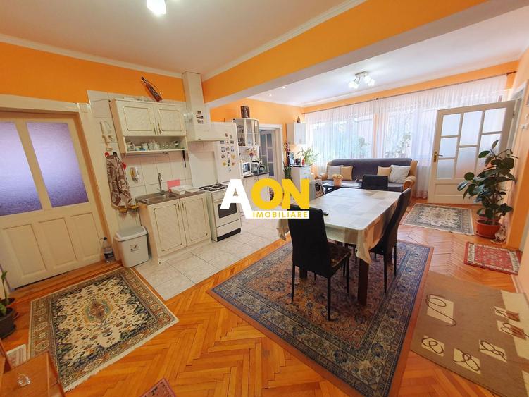 Casa 4 camere, 2 bai, 86 mp utili, renovata, zona Lipoveni