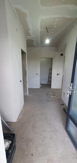 Vand URGENT casa cu 3 cam.Su=130 mp.