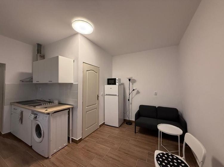 Apartament de închiriat în Piața Unirii – la 2 minute de Facultatea de Medicină