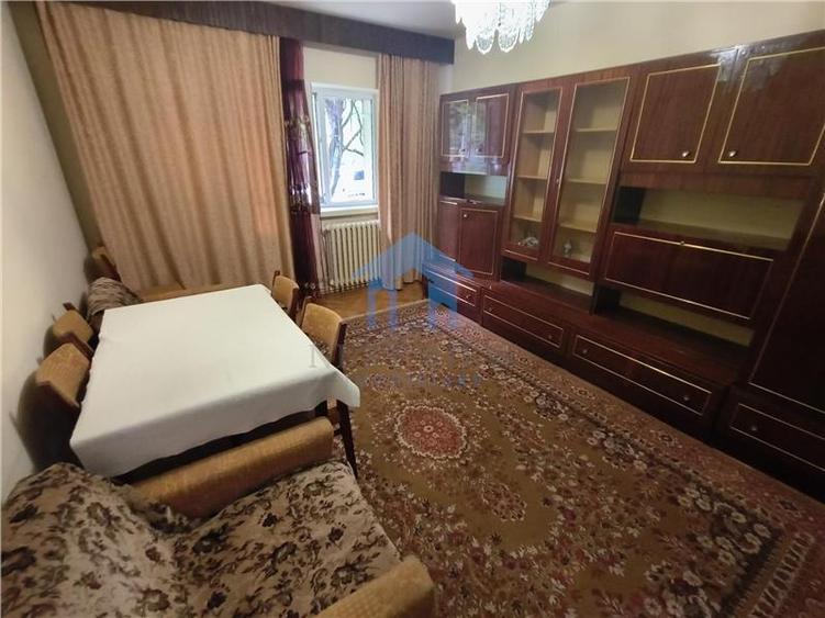 Apartament 3 camere, Zorilor, Loc de parcare