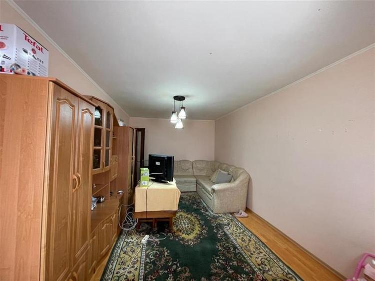 Apartament 3 camere de vanzare zona Spitalului- Tulcea