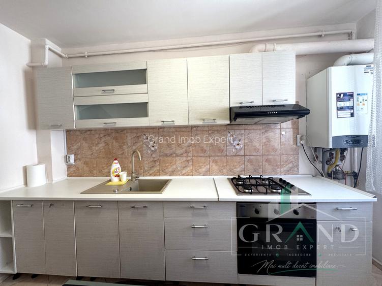 2 CAMERE DECOMANDAT | 50 MP+BALCON | PARCARE | ZONA FLORILOR–FLORESTI