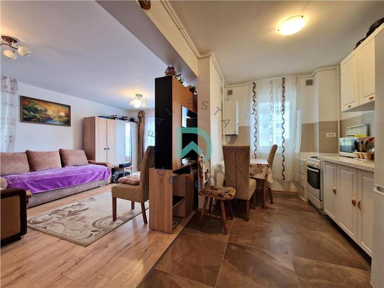 Apartament de vanzare  Tractorul,  Brasov