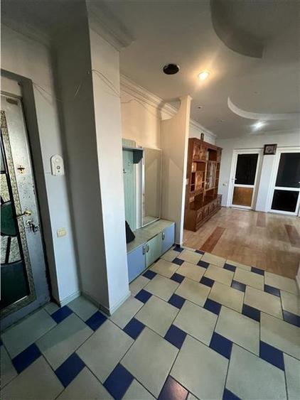 Apartament cu 3 camere la etajul 2 in zona Terezian din Sibiu