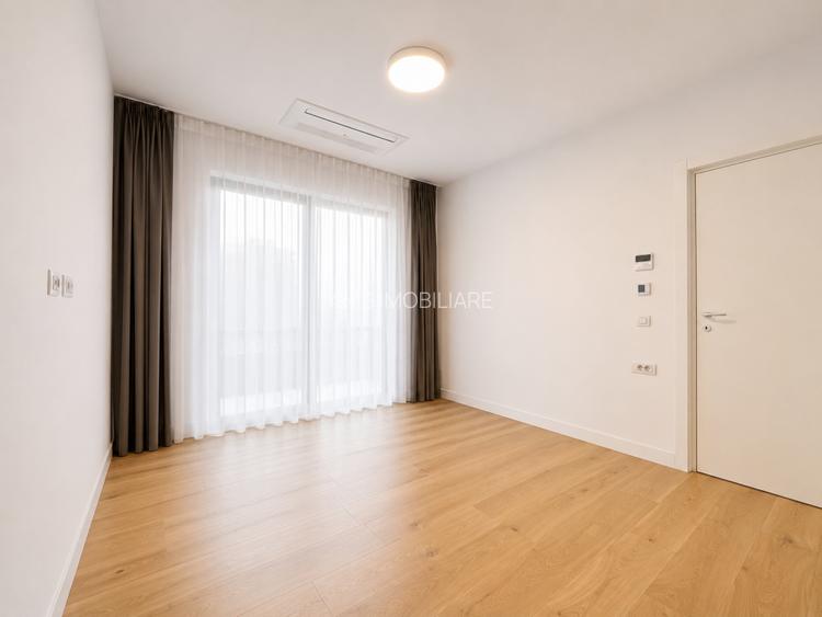 NOU / SUPERB  / SPATII GENEROASE / PARTIAL MOBILAT SI UTILAT BLOC BOUTIQUE - 21