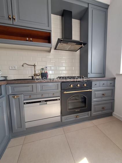 2 loc parcare -- 2 CAMERE | DUMBRĂVIȚA | 122.000 €