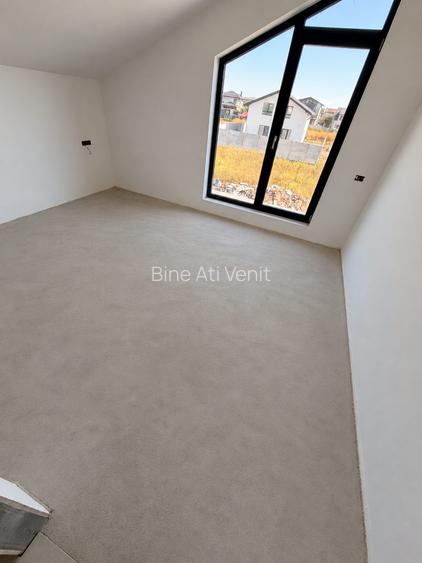Comuna Berceni - Casa 4 Camere 2 Bai 400mp Teren - 12