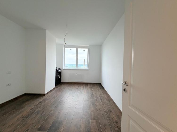 Penthouse 112 mp + 60 mp terasă, cu o panoramă superbă asupra orașului