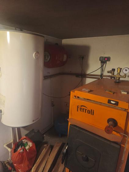 Casa de inchiriat + 5000mp teren, zona Horodnic de Jos, Radauti