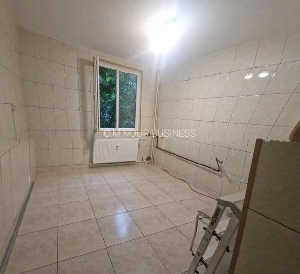 2 camere, metrou Valea Ialomiței , etj1/4 - 3
