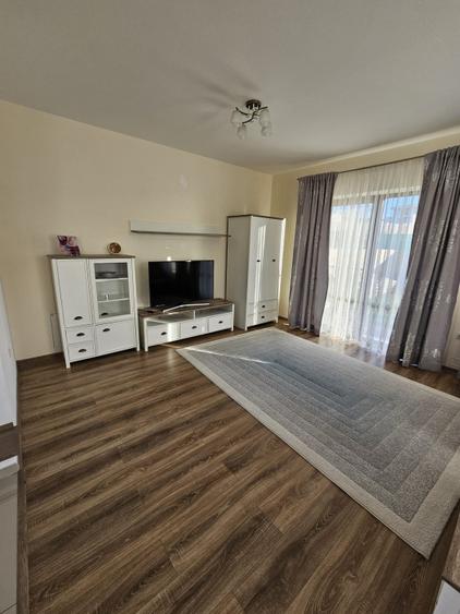 De inchiriat! Duplex modern în Europa