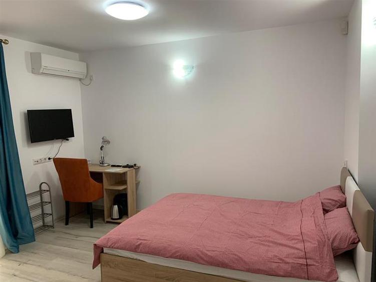 INCHIRIERE VILA 14 camere, Bariera Bucov