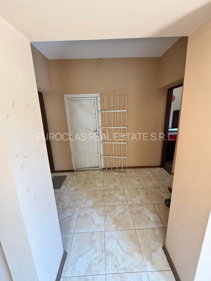 Casa 4 camere - Valu lui Traian - 190.000 euro negociabil (Cod E11+E12) - 12
