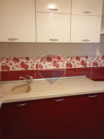 Apartament cu 2 camere de închiriat în zona Alexandru cel Bun